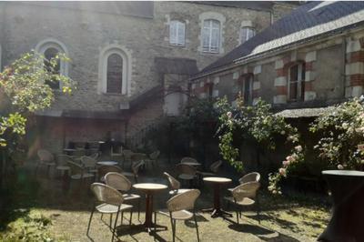 Visite commente de l'ancien Couvent des Ursulines  Redon