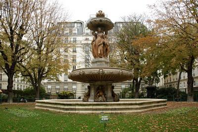 Visite Commente De La Fontaine De Louvois  Paris 2me
