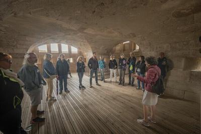 Visite commente des fortifications et anciens btiments militaires  Mont Dauphin