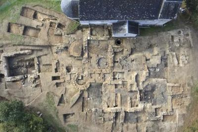 Visite commente des vestiges du prieur et de l'glise de Lavinadire  Soudaine Lavinadiere