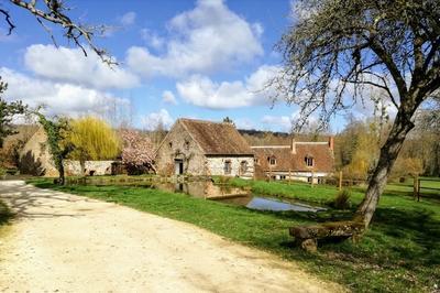 Visite commente du moulin  eau  Subligny