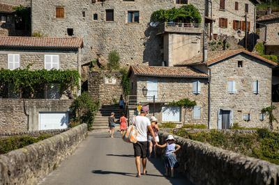 Visite commente du village de caractre de Jaujac