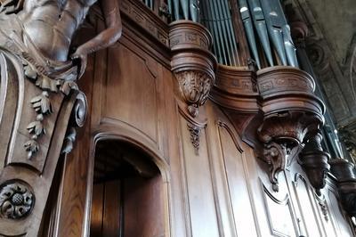 Visite commente et dmonstration du fonctionnement des orgues d'une abbatiale  Saint Avold
