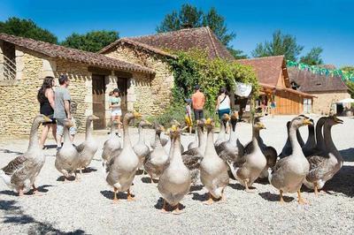 Visite d'un village reconstitu  Le Bugue