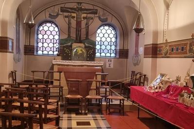 Visite d'une chapelle et de ses mosaques  Plombieres les Bains