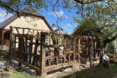 Visite d'une maison \\u00e0 pans de bois et son extension contemporaine  Salenthal