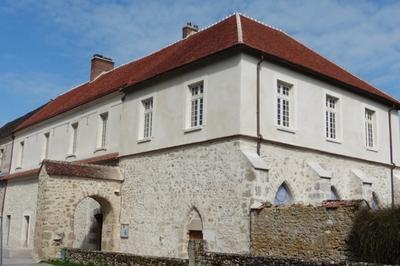 Visite de btiments monastiques datant du XIIIe au XVIIe sicle  Orbais l'Abbaye