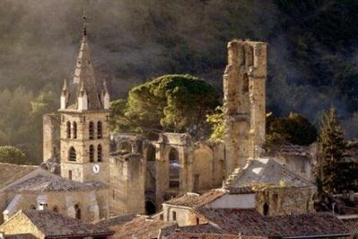 Visite de l'abbaye d'Alet-les-Bains  Alet les Bains