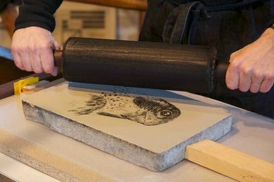 Visite de l'atelier de lithographie La Pierre qui Encre  Arbois