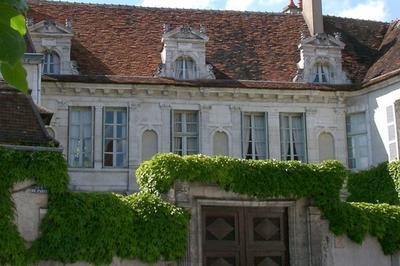 Visite De L'htel De Crle  Auxerre