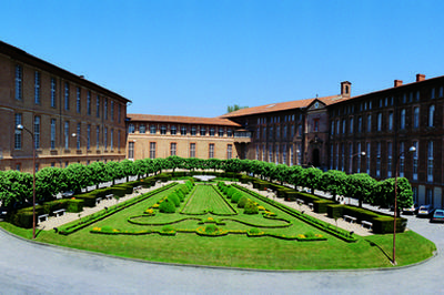 Visite de l'Htel-Dieu Saint-Jacques  Toulouse