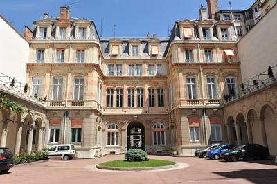 Visite De L'hôtel Du Gouverneur Militaire De Lyon