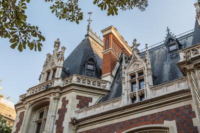 Visite de l'htel Gaillard, un chteau en plein Paris  Paris 17me