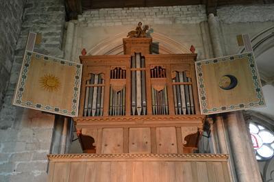Visite de l'orgue renaissance 1568 à Saint Julien du Sault