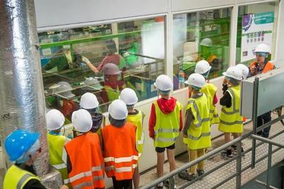 Visite de l'usine de tri Adaoz et des ateliers de la recyclerie  Caudan