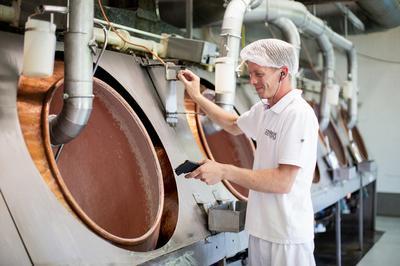 Visite de la fabrique des Anis de Flavigny  Flavigny sur Ozerain