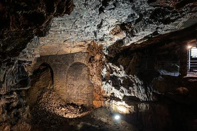 Visite de la grotte de Cravanche