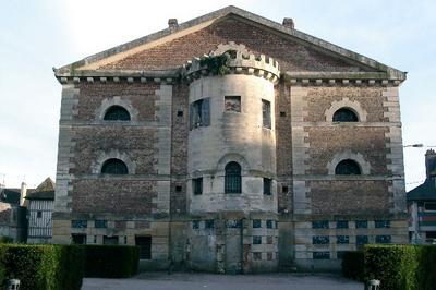 Visite de la Joyeuse Prison de la ville de Pont-l'Evêque à Pont l'Eveque