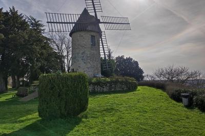 Visite de la maquette du chteau de Montpezat puis visite du moulin