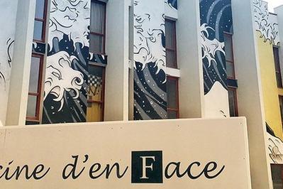 Visite De La Piscine D'en Face Et Surprises Artistiques !  Sainte Genevieve des Bois