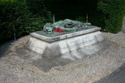 Visite dcouverte d'un cimetire  travers les oeuvres de Saint-Marceaux  Reims