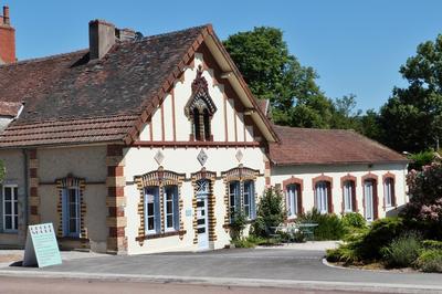 Visite des anciens bureaux de la tuilerie Perrusson  Saint Leger sur Dheune