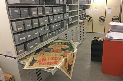 Visite des archives municipales et des rserves  Annecy