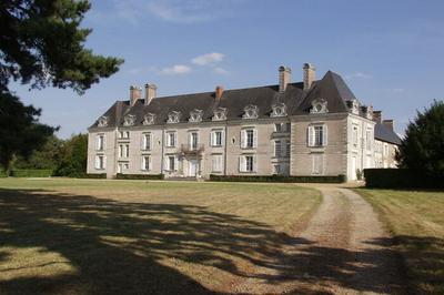 Visite des extrieurs du Chateau de L'Epinay  Carquefou