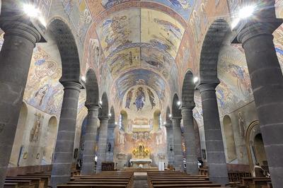 Visite des Fresques de l'Eglise Saint-Anne  Chtel Guyon