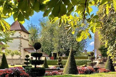 Visite des jardins du chteau d'Ouge