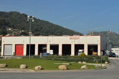 Visite du centre de tri de la millire  Marseille