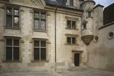 Visite du chantier de restauration de l'htel Lallemant  Bourges