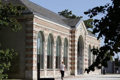 Visite du domaine de Rentilly autour du patrimoine bti  Bussy saint Martin