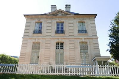 Visite Du Jeu De Paume  Chantilly