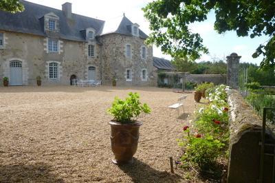 Visite du manoir de L'Aunay-Gontard  Neuvy en Mauges