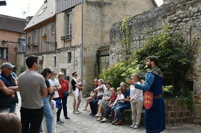 Visite guide costume : le Moyen ge une poque singulire  Alencon