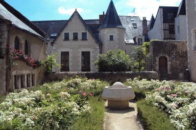 Visite Guide - Cours Et Demeures De La Renaissance  Blois
