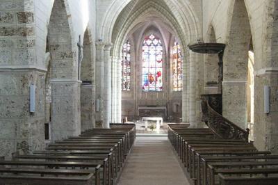 Visite guide d'une glise du XIIe sicle  Lucy