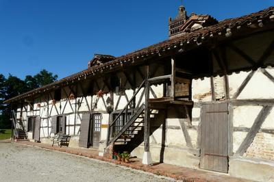 Visite Guide D'une Ferme  Chemine Sarrasine Datant De 1460  Montrevel en Bresse