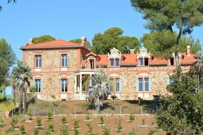 Visite guide De l'Argentire  La Pascalette : une histoire, des chteaux  La Londe les Maures