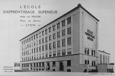 Visite Guide De L'cole La Mache Et Notamment Des Btiments Construits En 1934-36 Par Georges Curtelin.  Lyon