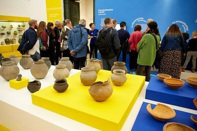 Visite guide de l'exposition De terre et de bois. Regards archologiques sur le haut Moyen ge en Chalonnais  Chalon sur Saone