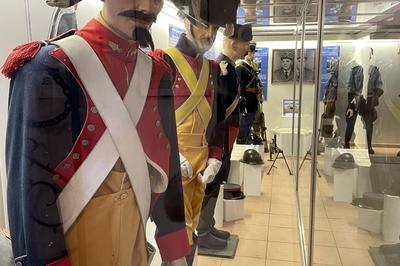 Visite guide de l'exposition sur l'histoire de la gendarmerie en Nivernais  Guerigny