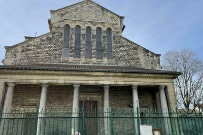 Visite guide de l'histoire et l'architecture d'une glise du XXe sicle  Reims