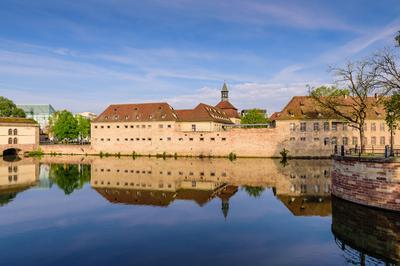 Visite Guide de l'INSP (ex-ena)  Strasbourg