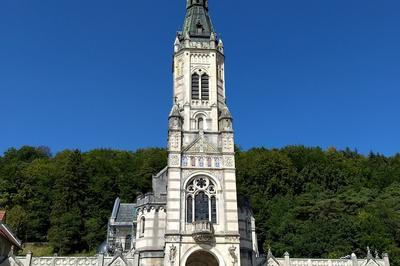 Visite Guide De La Basilique Sainte-jeanne-d'arc  Domremy la Pucelle