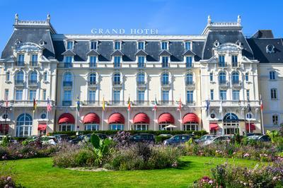 Visite guide de la chambre de Marcel Proust  Cabourg