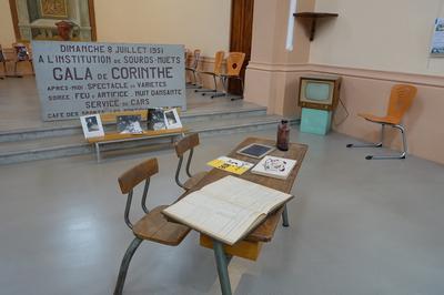 Visite guide de la Chapelle de l'Institut national des jeunes sourds de Chambry, Muse de l'INJS  Cognin