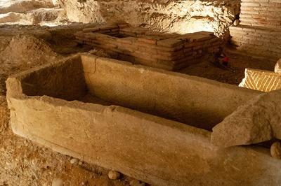 Visite guide de la crypte archologique de l'ancienne glise Saint-Pierre-des-Cuisines  Toulouse