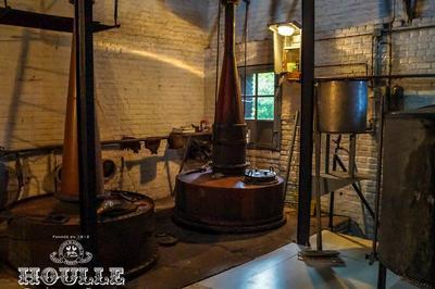 Visite guide de la distillerie persyn  Houlle
